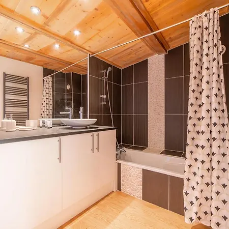 Le Savoy Luxury Private Apartment